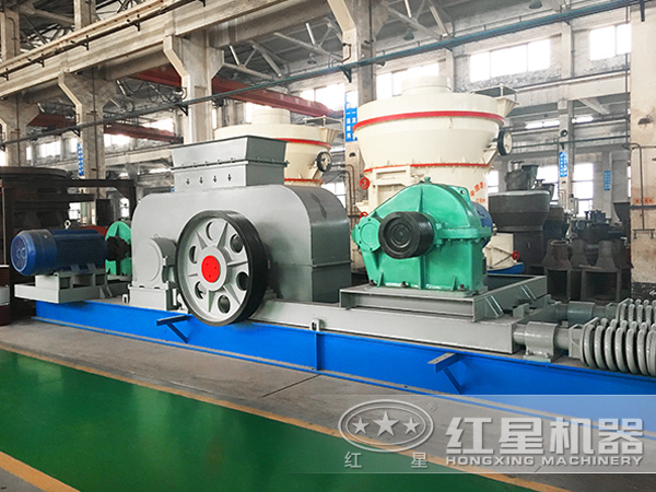 四輥破碎機效能高作業、噪音小