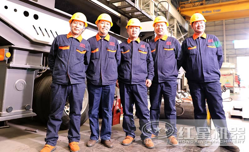 規?；a車間，專業化技術人才