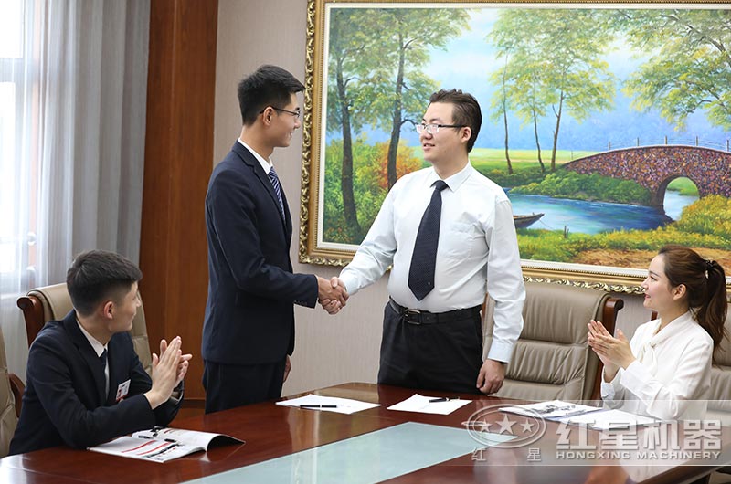 客戶來廠實地考察，簽訂合同 